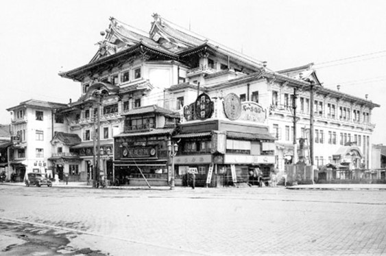kabuki-kyoto-minamiza-img04.jpg
